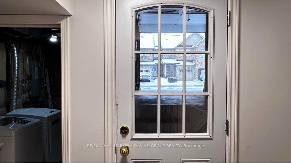 Photo 14 of Unit Bsmt, 157 Amulet Crescent, Richmond Hill, Rouge Woods — HOMEH