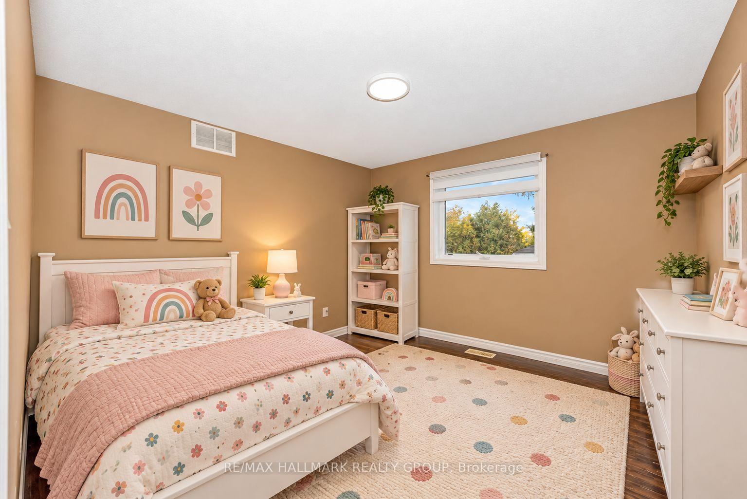 Photo 4 of 5B Kemp Drive, Ottawa, Blossom Park/Kemp Park/Findlay Creek — HOMEH