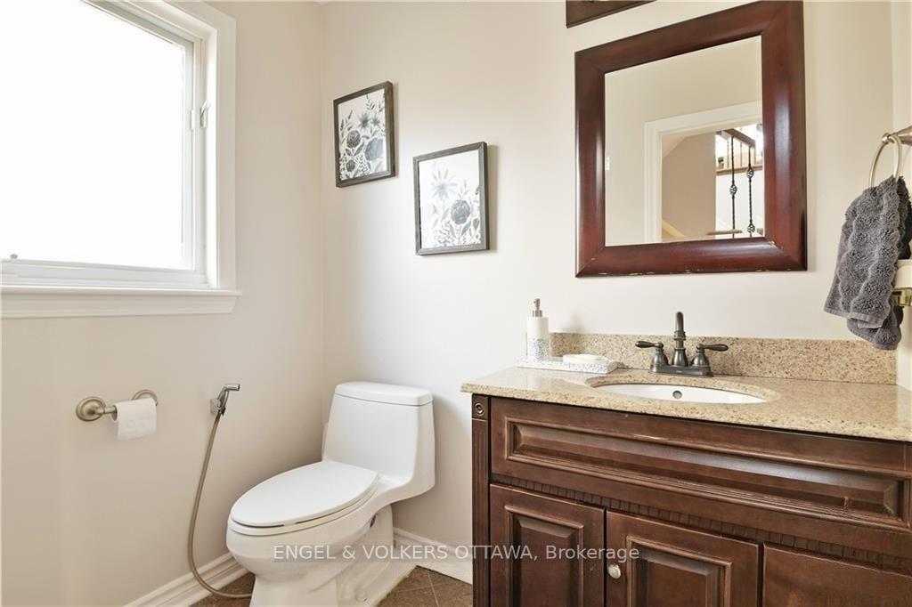 Photo 10 of 13 Picasso Drive, Ottawa, Hunt Club Park — HOMEH