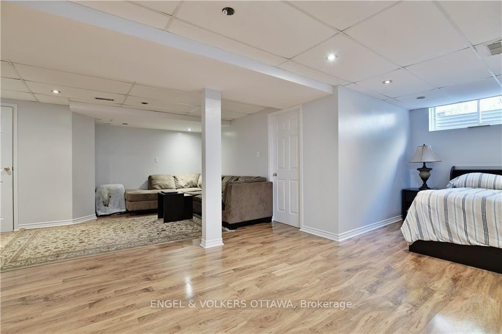 Photo 19 of 13 Picasso Drive, Ottawa, Hunt Club Park — HOMEH