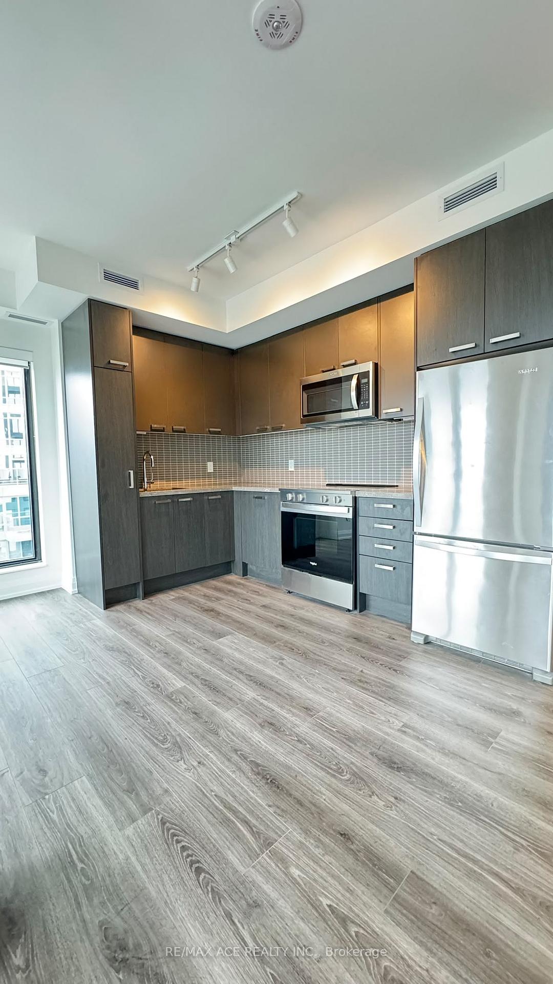 Photo 17 of Unit 3008, 20 Soudan Avenue, Toronto, Mount Pleasant West — HOMEH