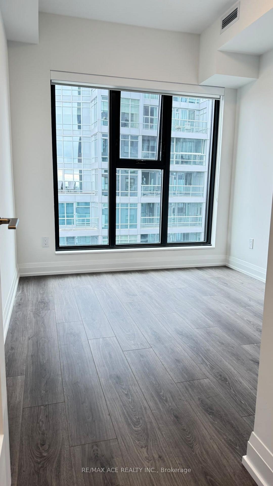 Photo 19 of Unit 3008, 20 Soudan Avenue, Toronto, Mount Pleasant West — HOMEH