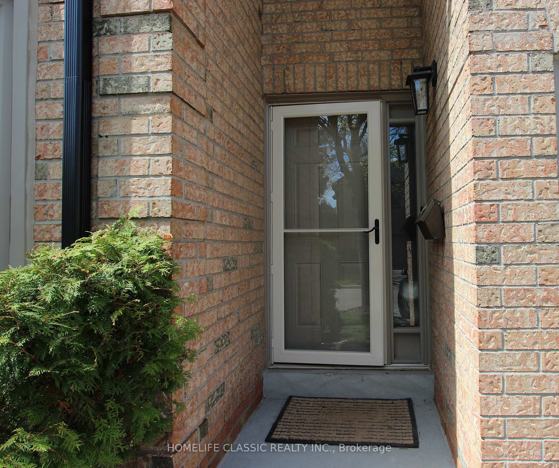 Photo 4 of Unit 51, 4635 Regents Terrace, Mississauga, Hurontario — HOMEH