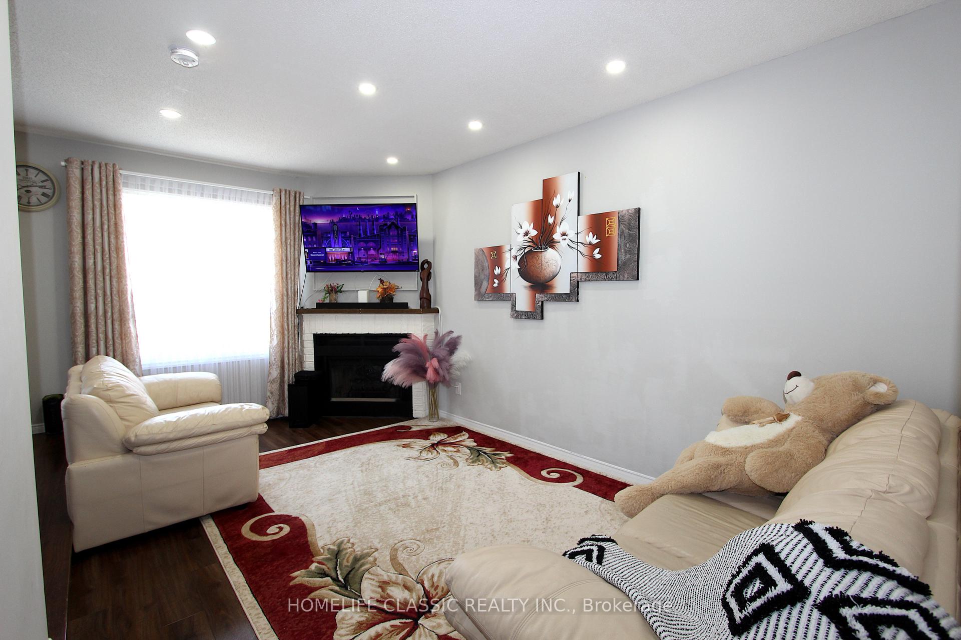 Photo 16 of Unit 51, 4635 Regents Terrace, Mississauga, Hurontario — HOMEH