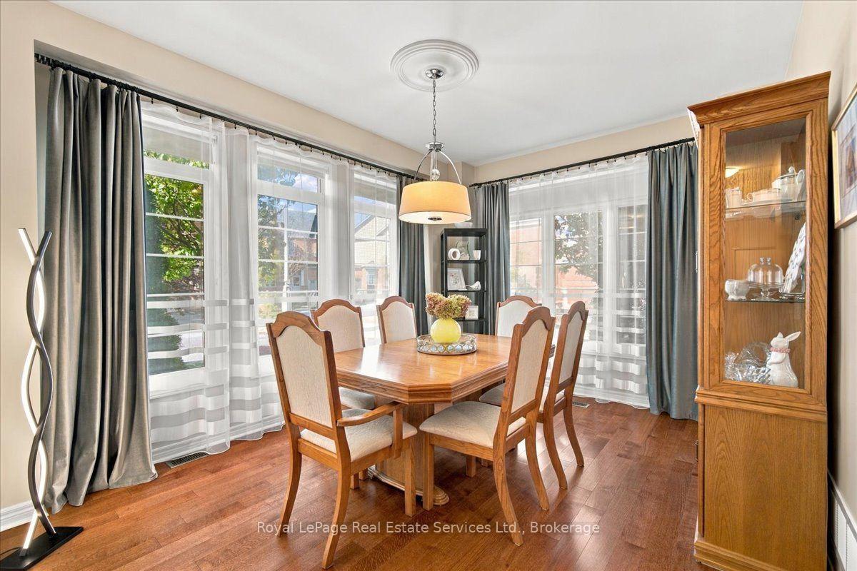 Photo 6 of 5569 Waterwind Crescent, Mississauga, Churchill Meadows — HOMEH