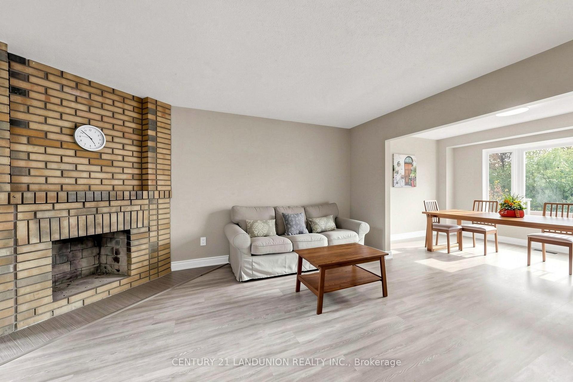 Photo 13 of 4223 Lastrada Heights, Mississauga, Creditview — HOMEH