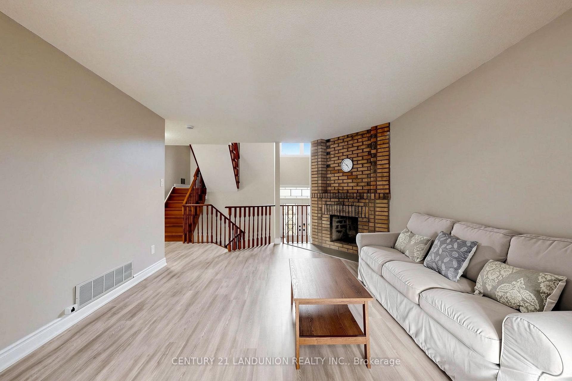 Photo 19 of 4223 Lastrada Heights, Mississauga, Creditview — HOMEH