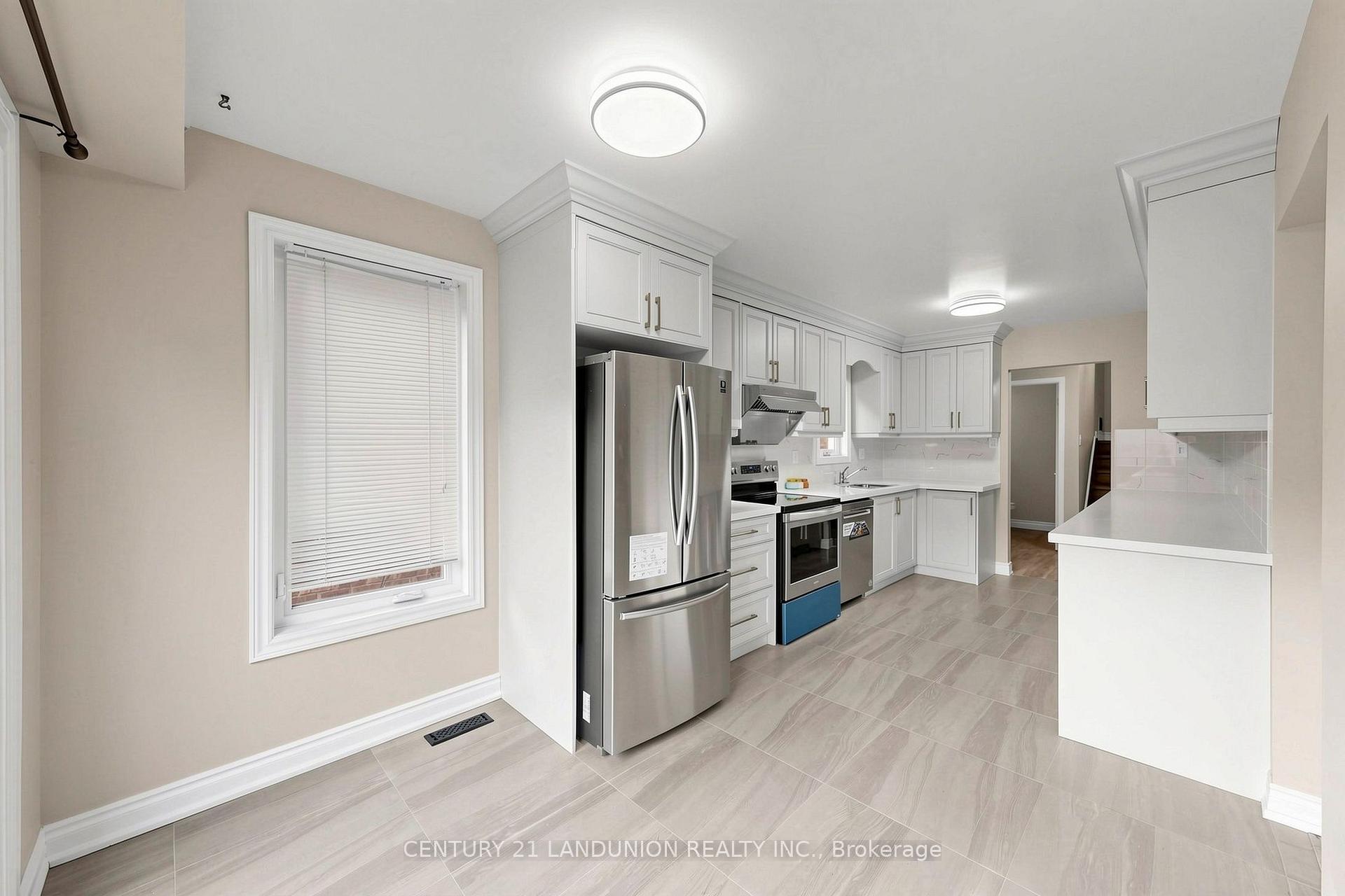 Photo 33 of 4223 Lastrada Heights, Mississauga, Creditview — HOMEH