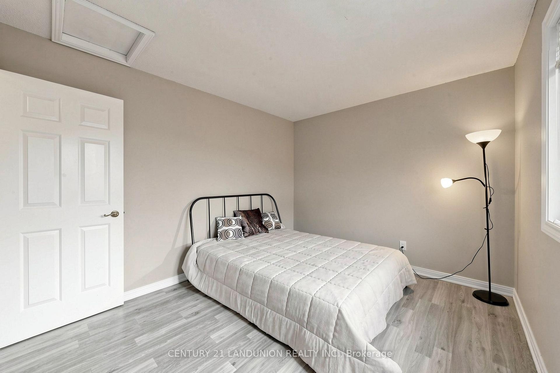Photo 42 of 4223 Lastrada Heights, Mississauga, Creditview — HOMEH