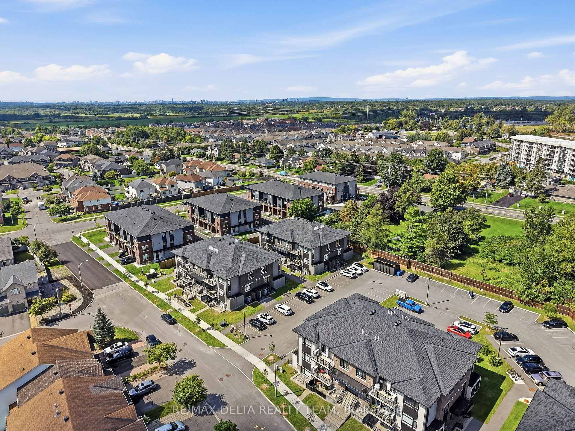 Photo 23 of Unit C, 400 C Rolling Meadow Crescent, Ottawa, Mer Bleue/Bradley Estates/Anderson Park — HOMEH