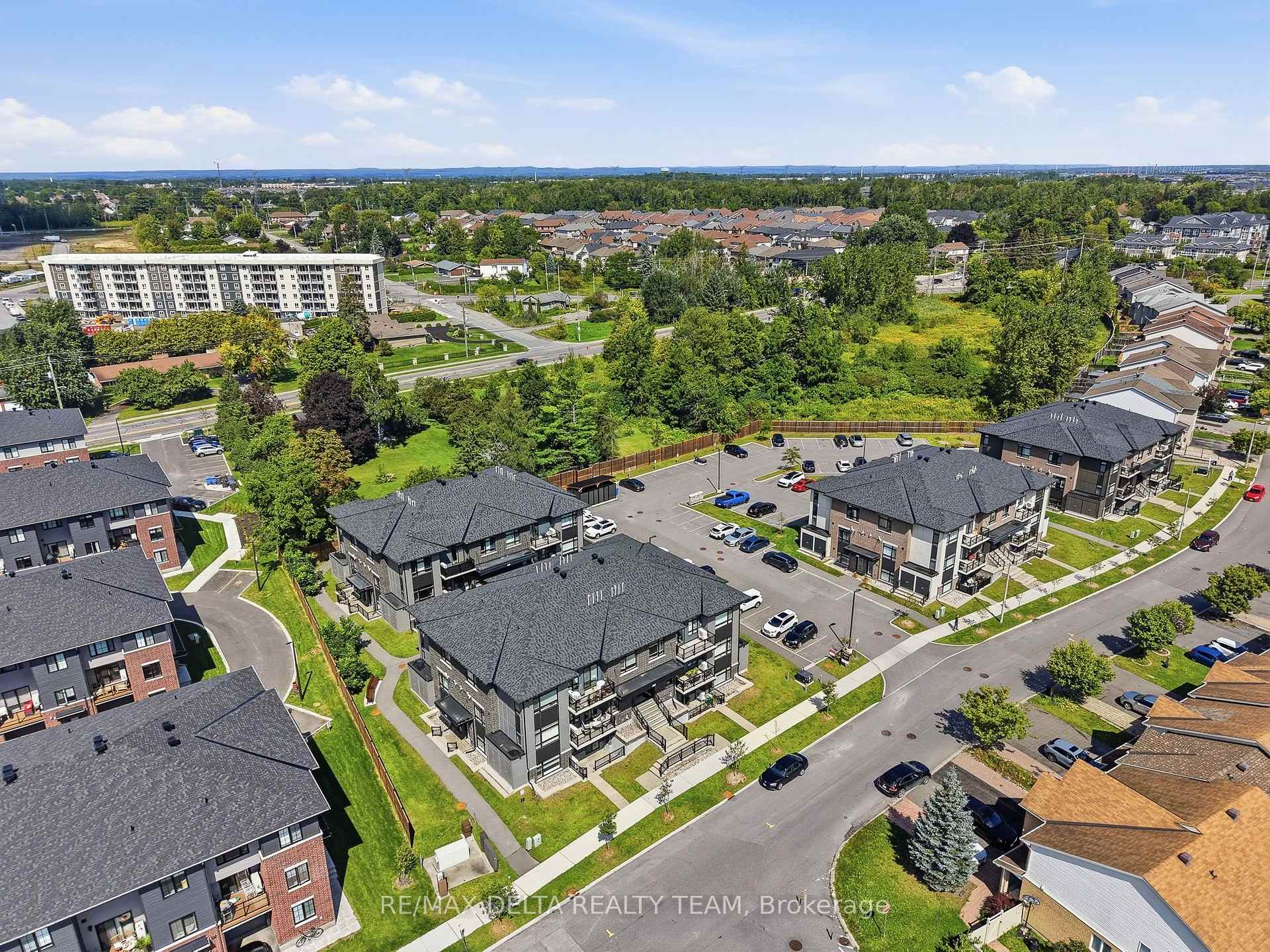 Photo 24 of Unit C, 400 C Rolling Meadow Crescent, Ottawa, Mer Bleue/Bradley Estates/Anderson Park — HOMEH