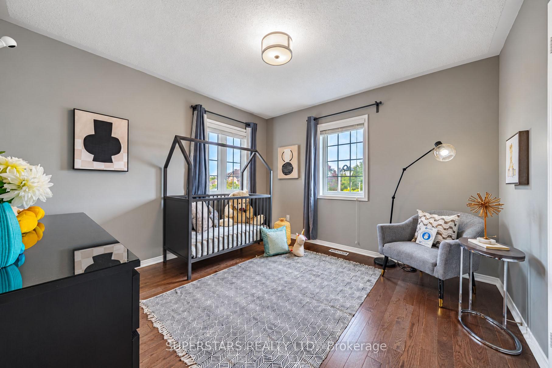 Photo 30 of 34 Westchester Crescent, Markham, Berczy — HOMEH