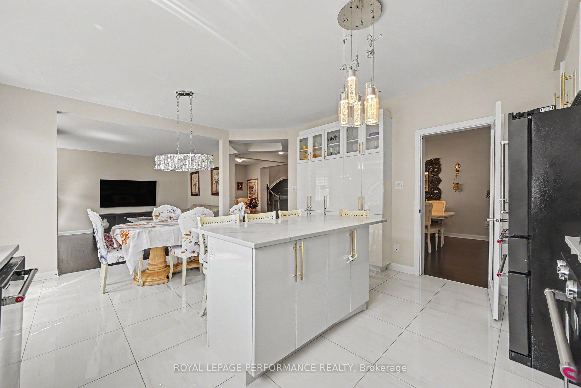 Photo 8 of 607 Jerome Jodoin Drive, Ottawa, Avalon West — HOMEH