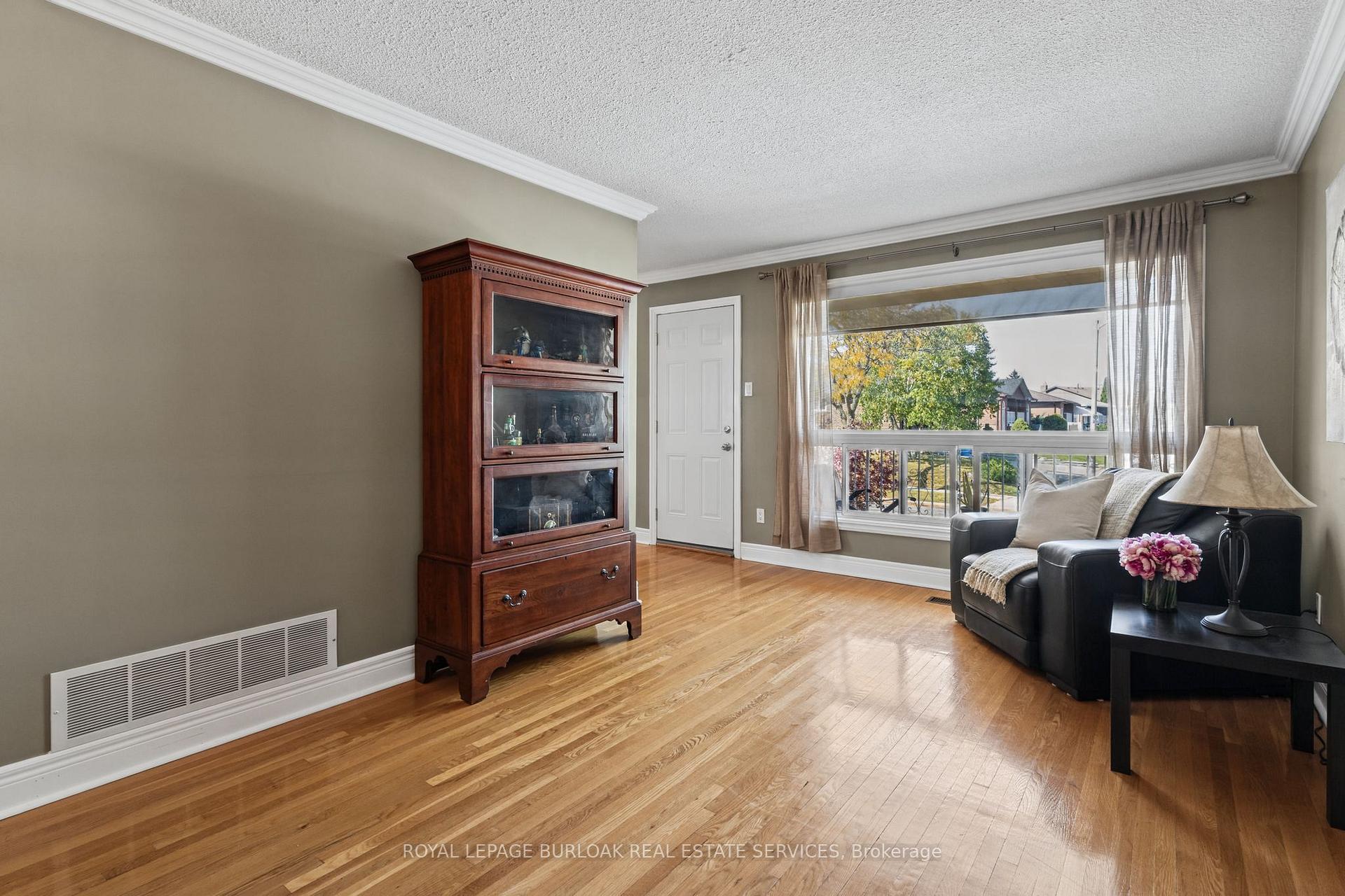 Photo 7 of 3974 Midhurst Lane, Mississauga, Rathwood — HOMEH
