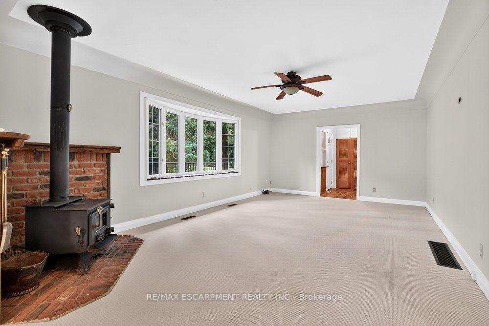 Photo 5 of 1301 Hidden Valley Road, Burlington, Grindstone — HOMEH