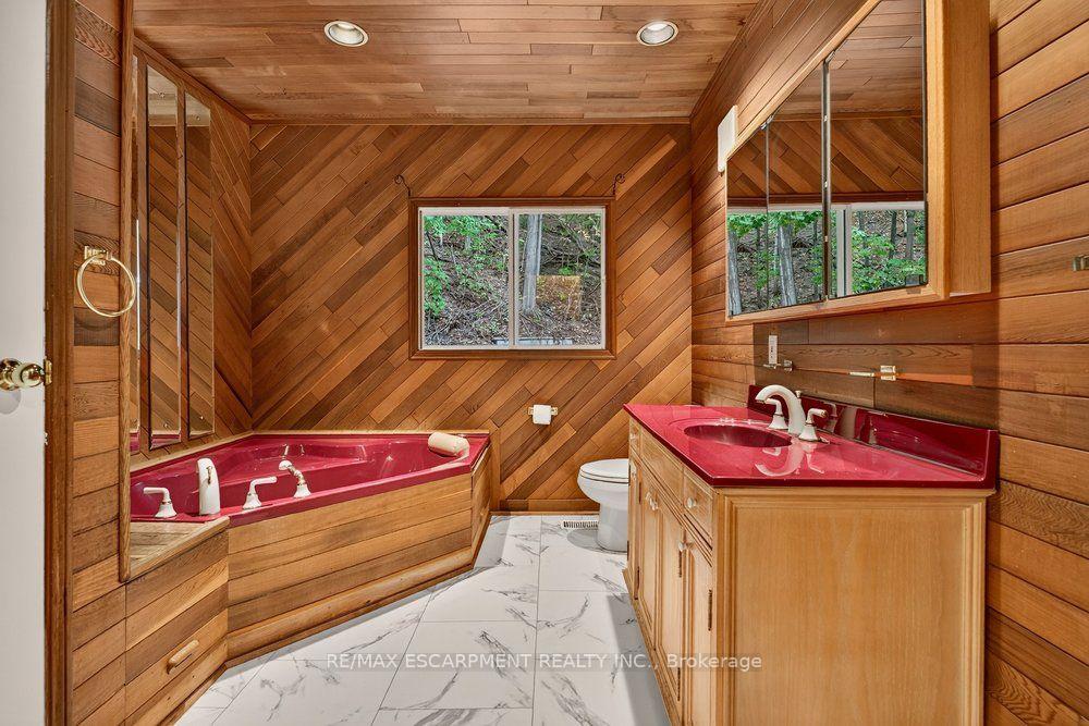 Photo 10 of 1301 Hidden Valley Road, Burlington, Grindstone — HOMEH