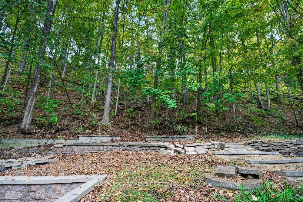 Photo 13 of 1301 Hidden Valley Road, Burlington, Grindstone — HOMEH