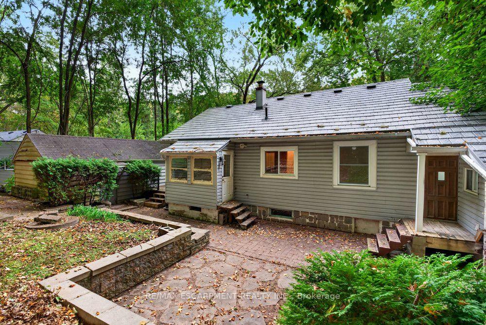 Photo 14 of 1301 Hidden Valley Road, Burlington, Grindstone — HOMEH