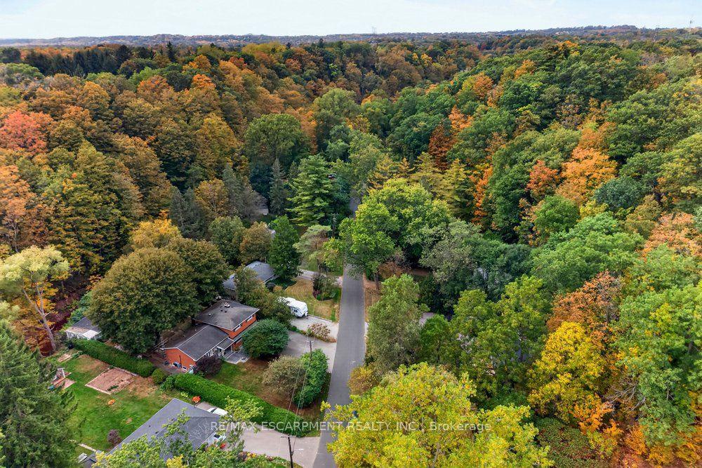 Photo 16 of 1301 Hidden Valley Road, Burlington, Grindstone — HOMEH