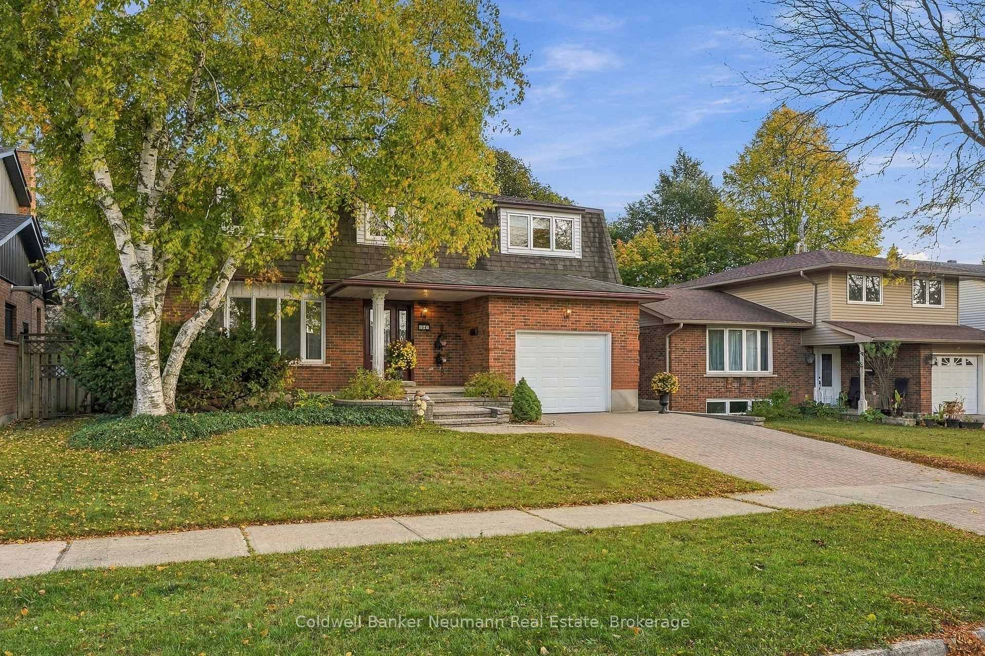 Photo 5 of 34 Kron Drive, Guelph, Kortright West — HOMEH