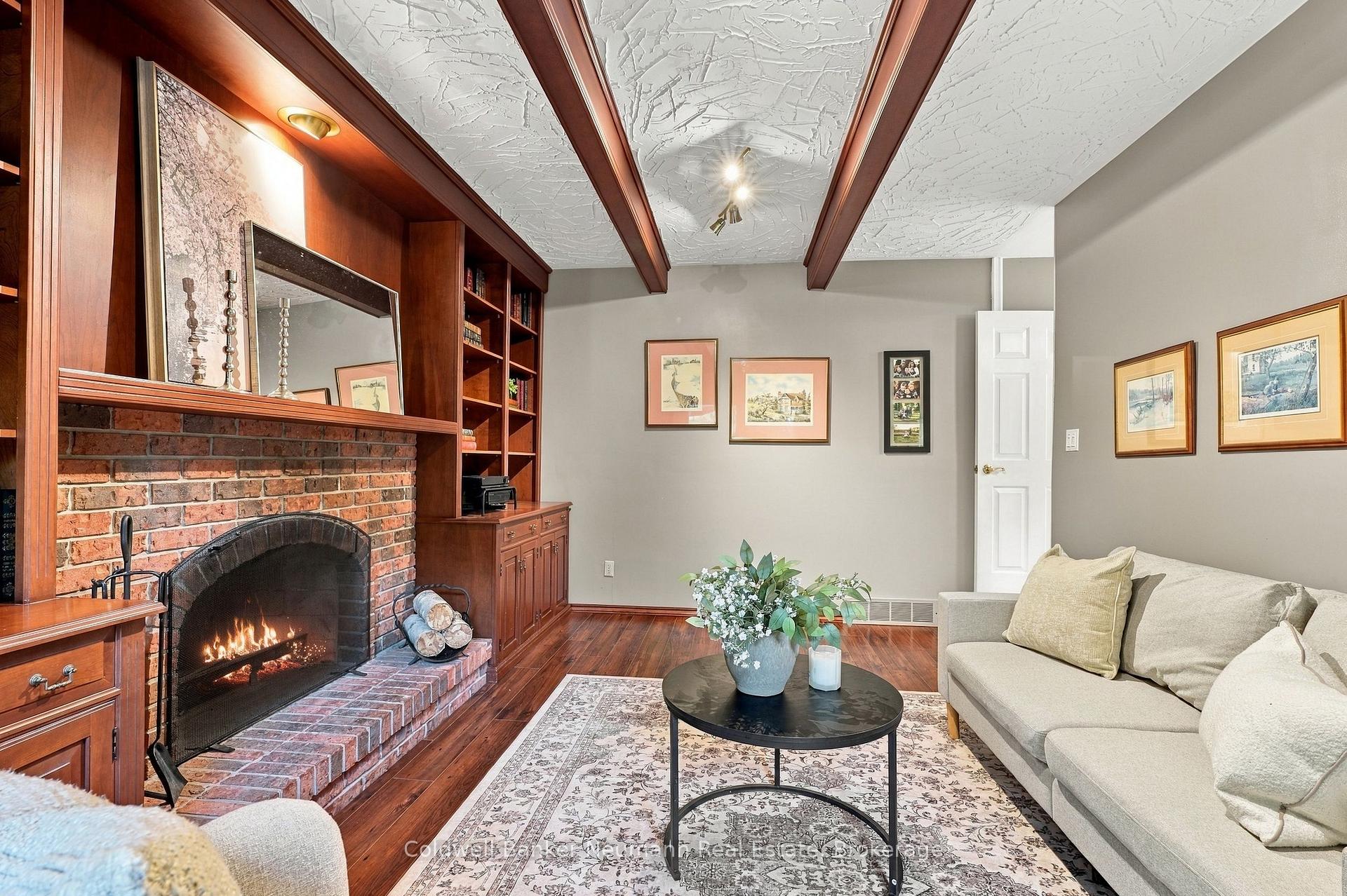 Photo 21 of 34 Kron Drive, Guelph, Kortright West — HOMEH