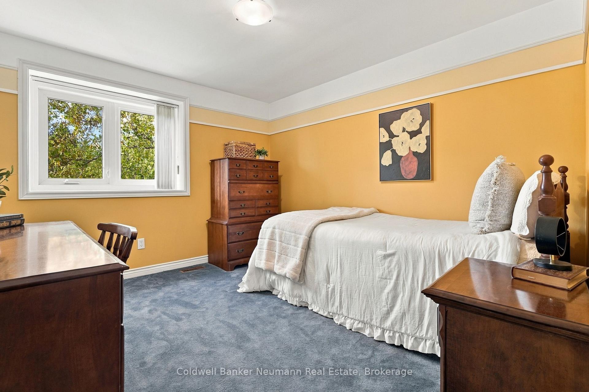 Photo 34 of 34 Kron Drive, Guelph, Kortright West — HOMEH