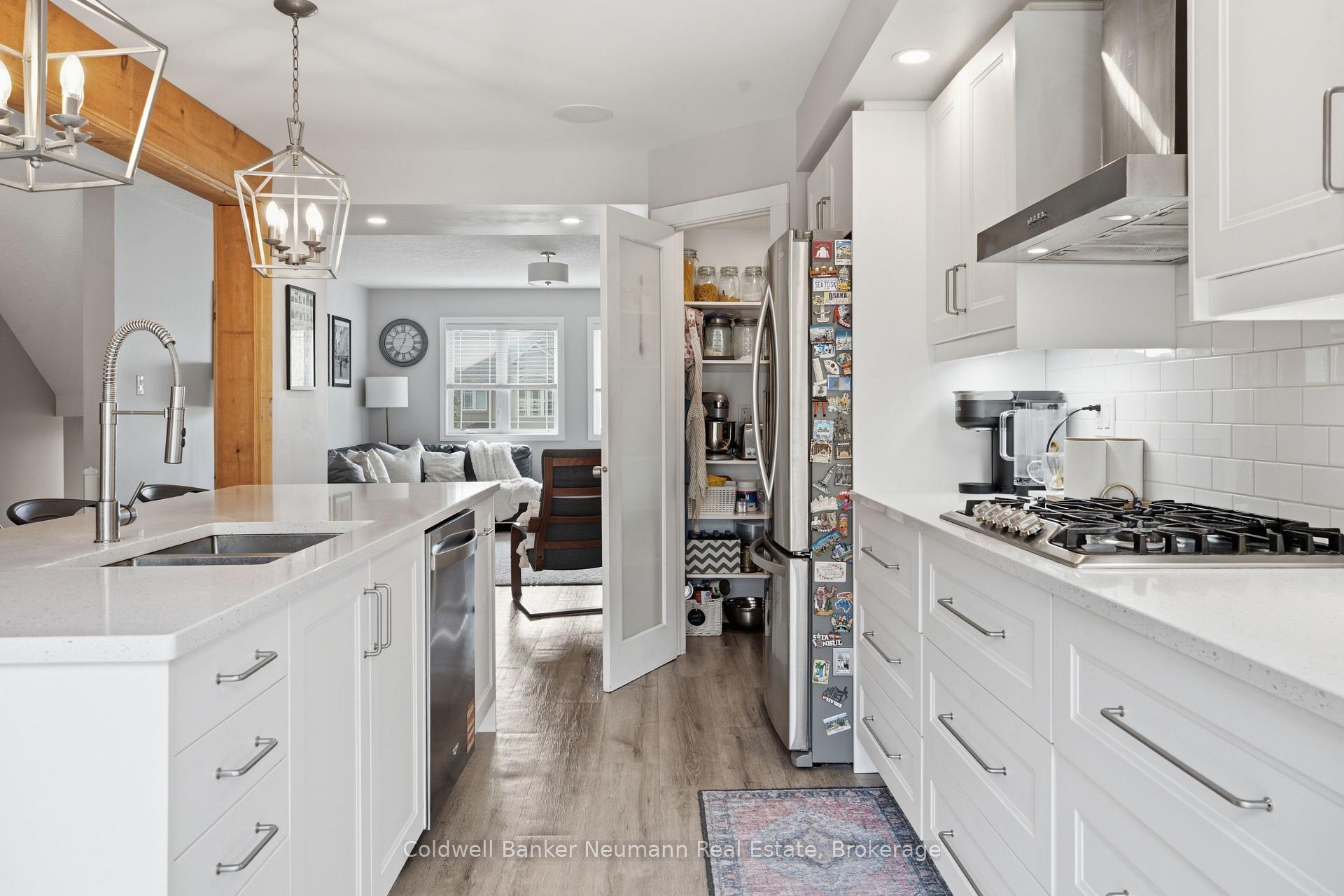 Photo 9 of 110 Oakes Crescent, Guelph, Grange Road — HOMEH