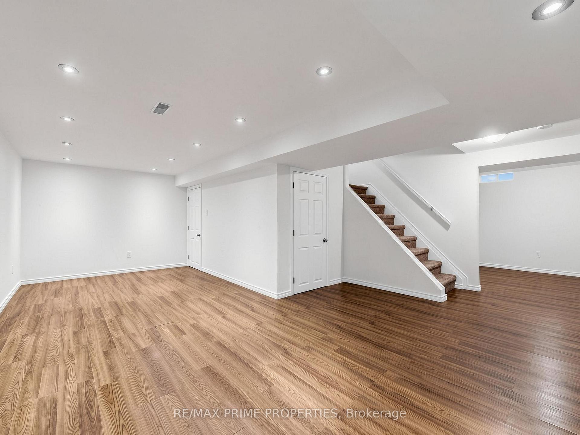 Photo 29 of 29 Redmond Drive, Ajax, Central — HOMEH