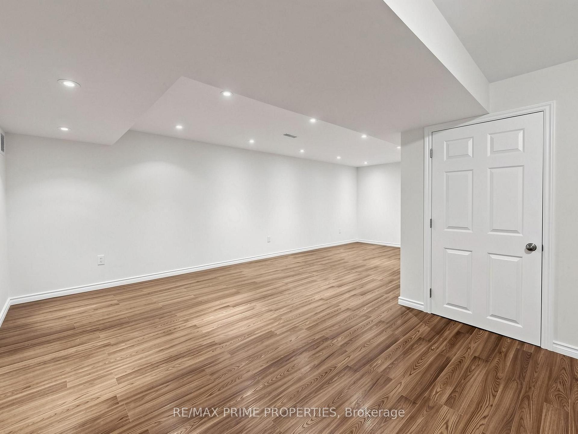 Photo 30 of 29 Redmond Drive, Ajax, Central — HOMEH