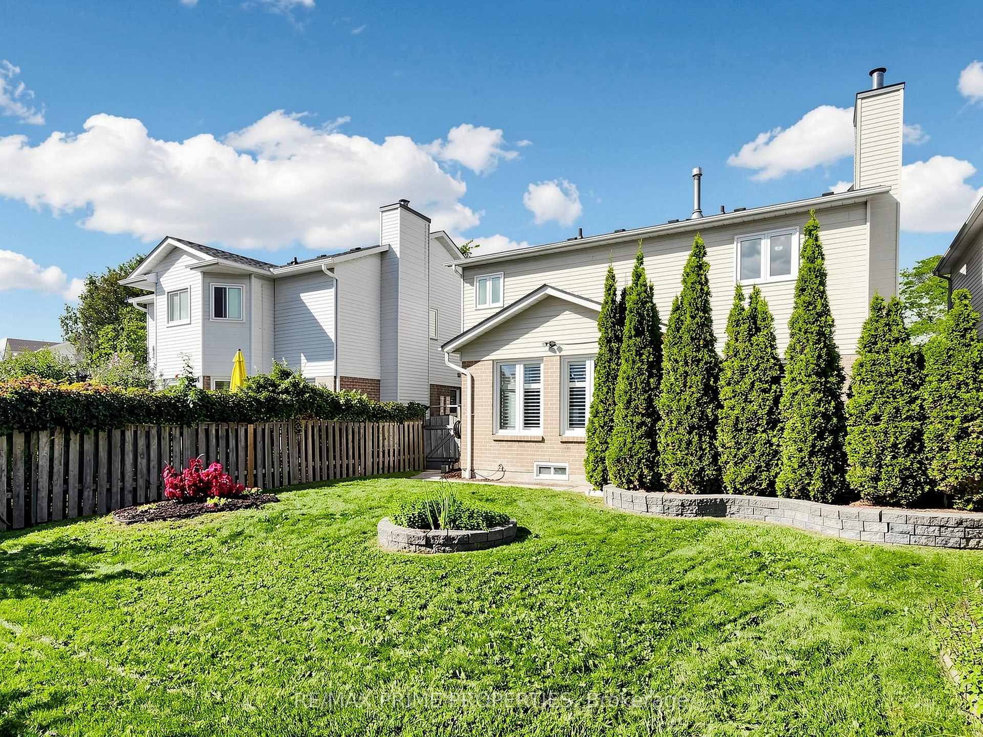 Photo 35 of 29 Redmond Drive, Ajax, Central — HOMEH