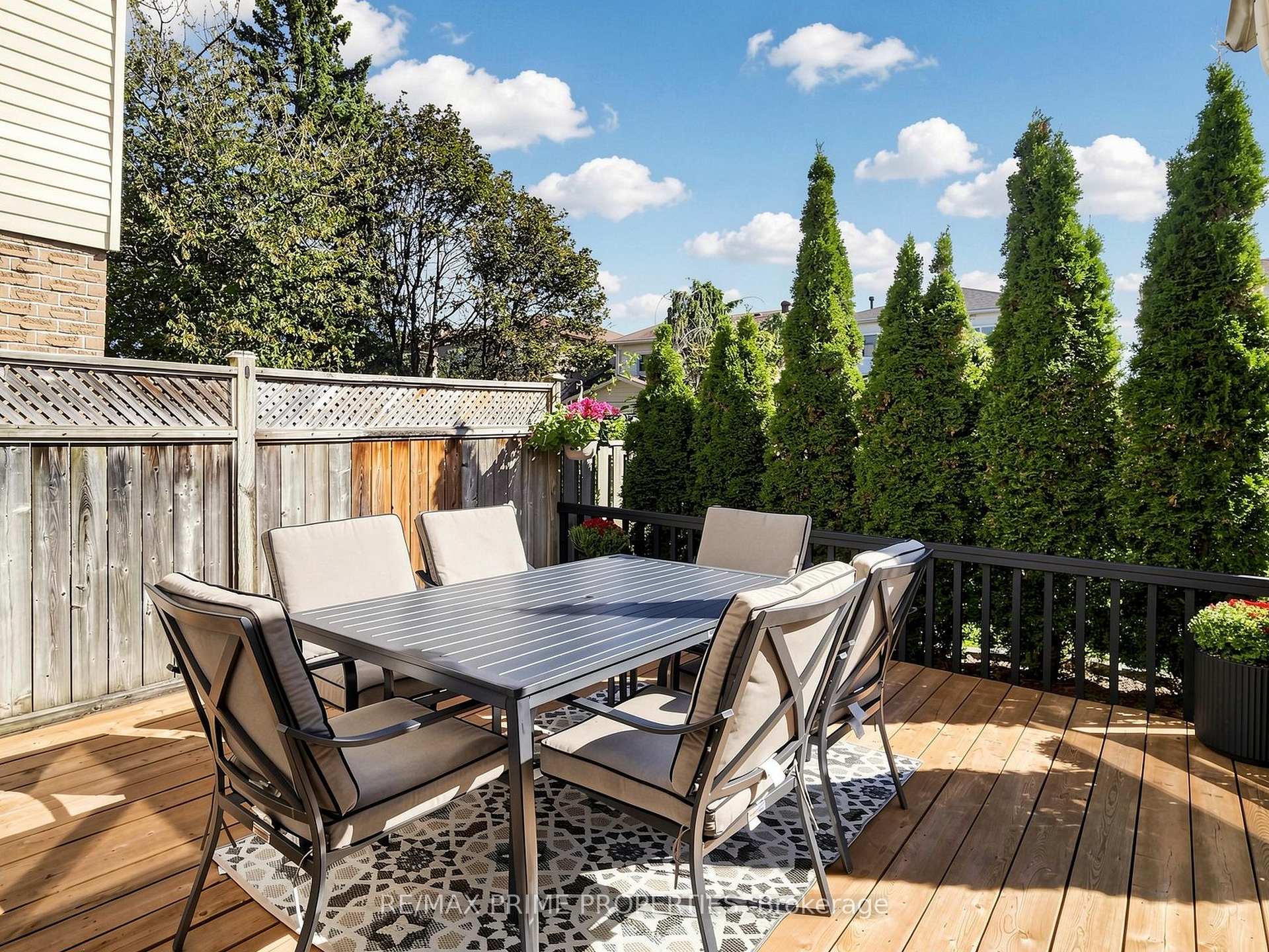 Photo 36 of 29 Redmond Drive, Ajax, Central — HOMEH