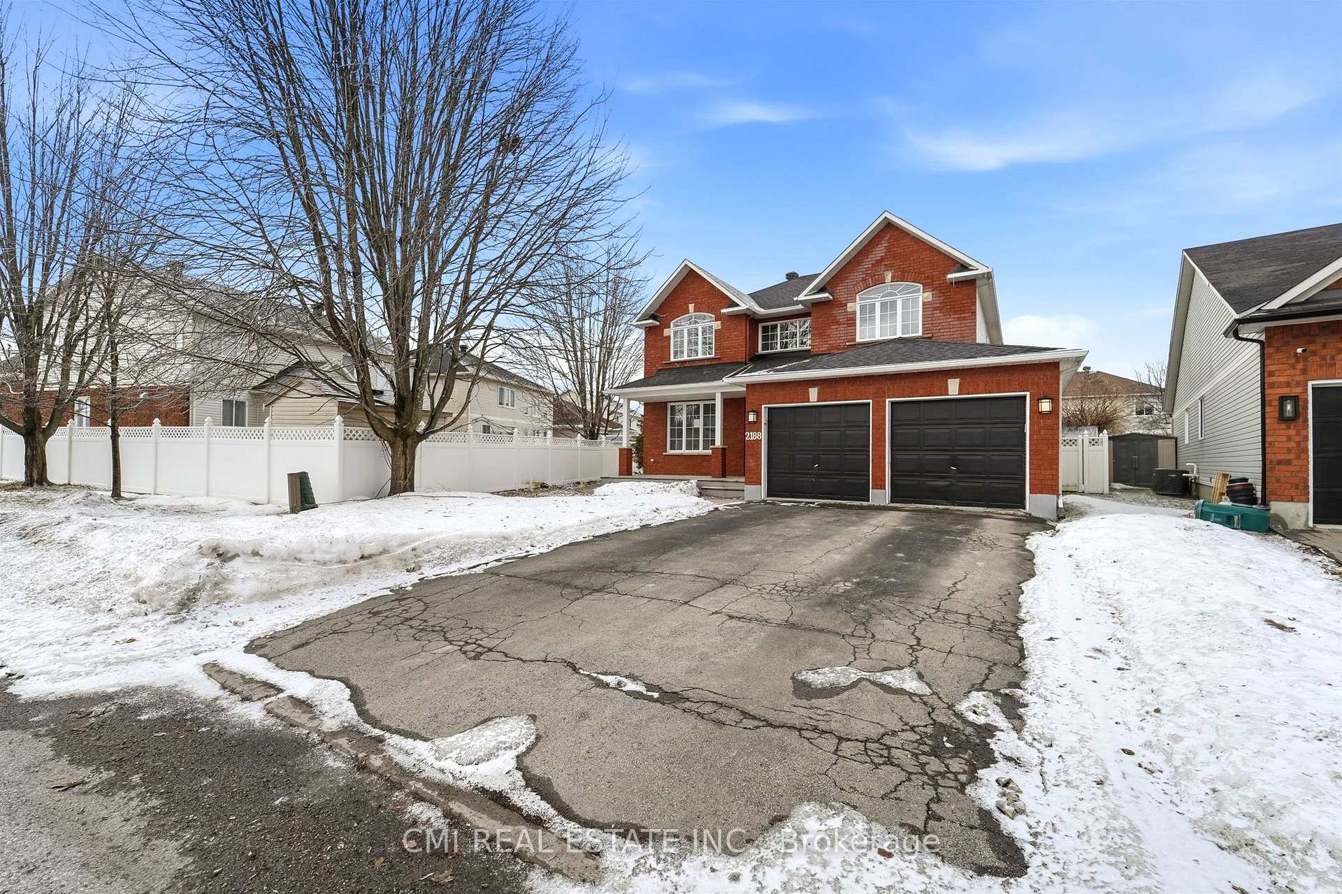 Photo 3 of 2188 Brianna Way, Ottawa, Notting Hill/Summerside — HOMEH