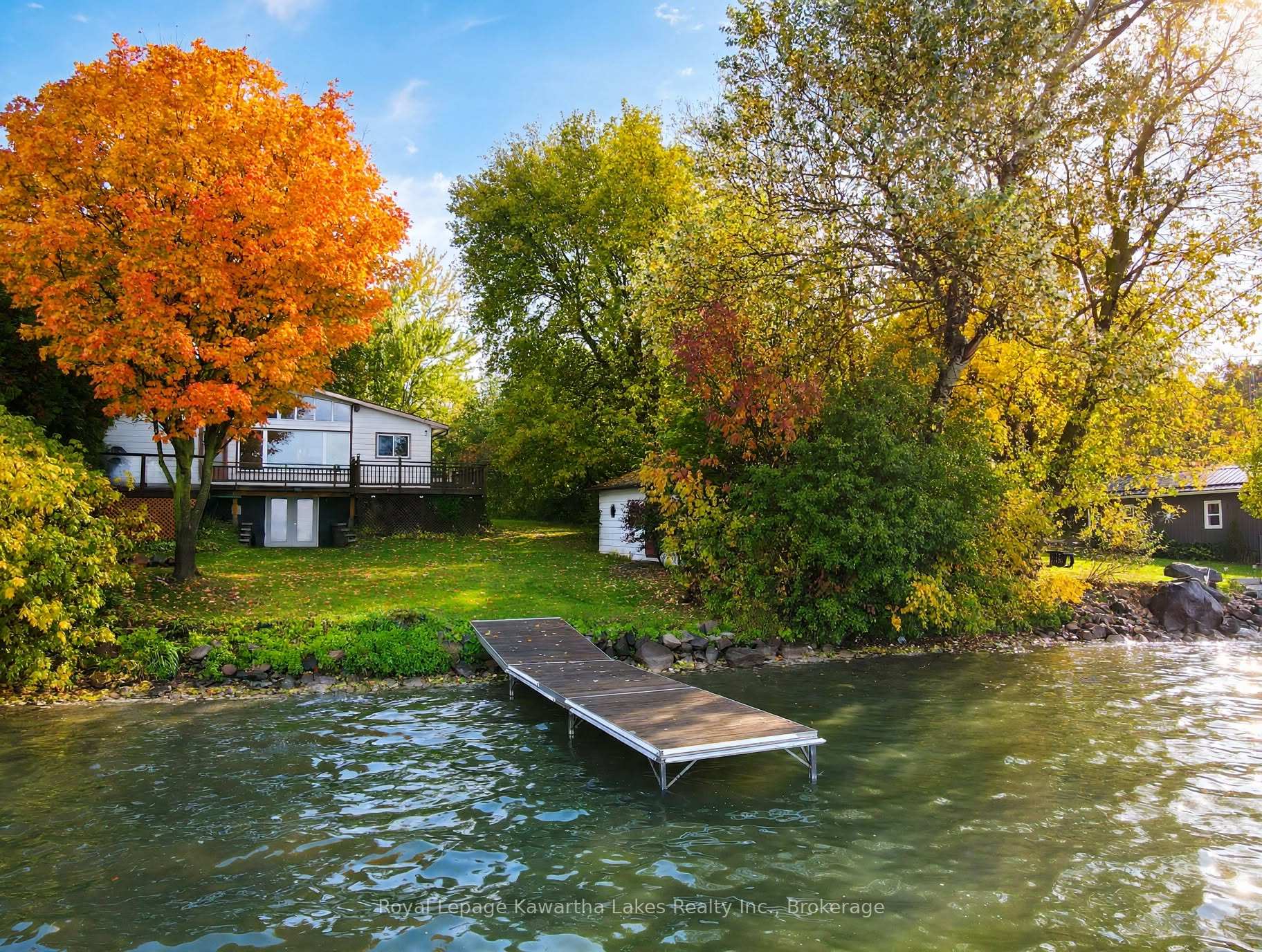 Photo 5 of 18 Lakeview Boulevard, Kawartha Lakes, Little Britain — HOMEH