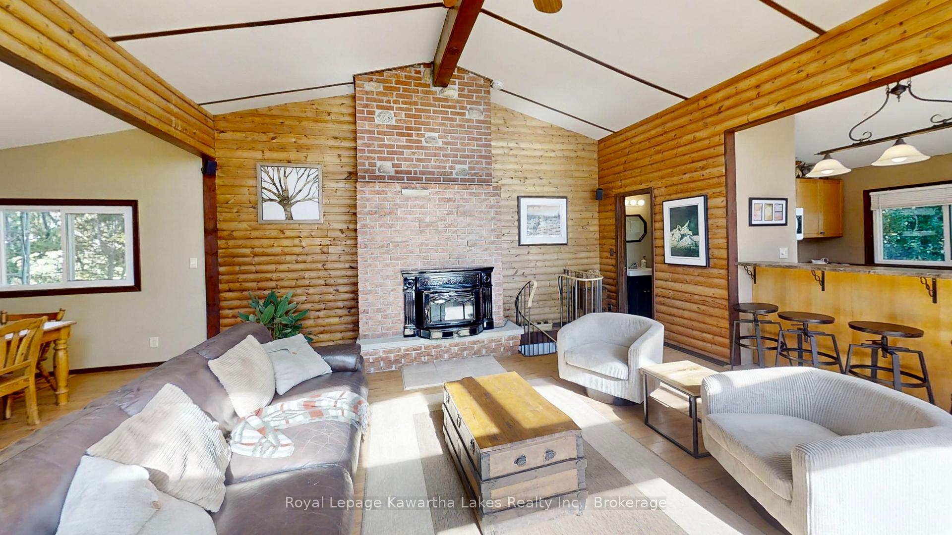 Photo 14 of 18 Lakeview Boulevard, Kawartha Lakes, Little Britain — HOMEH