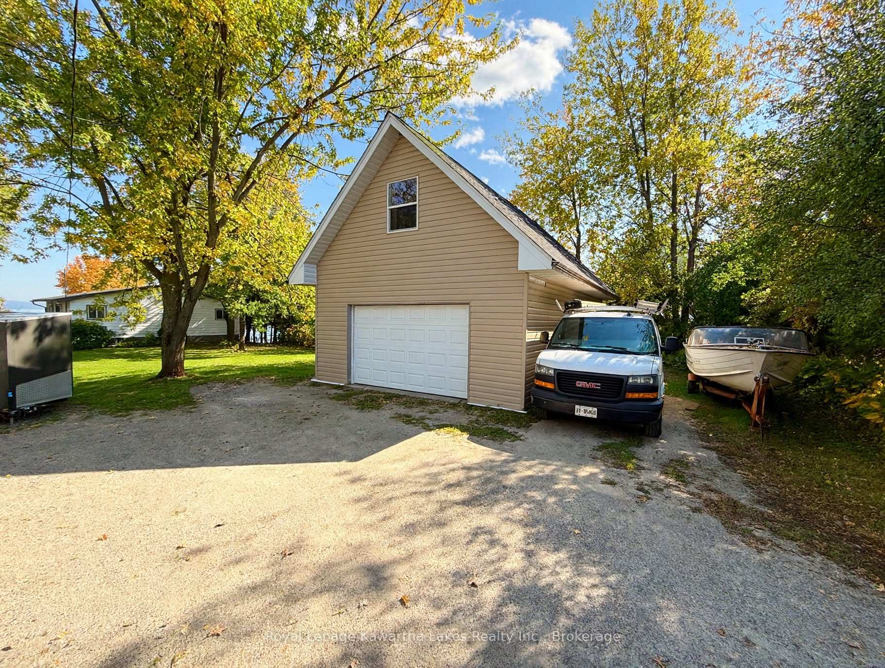 Photo 42 of 18 Lakeview Boulevard, Kawartha Lakes, Little Britain — HOMEH
