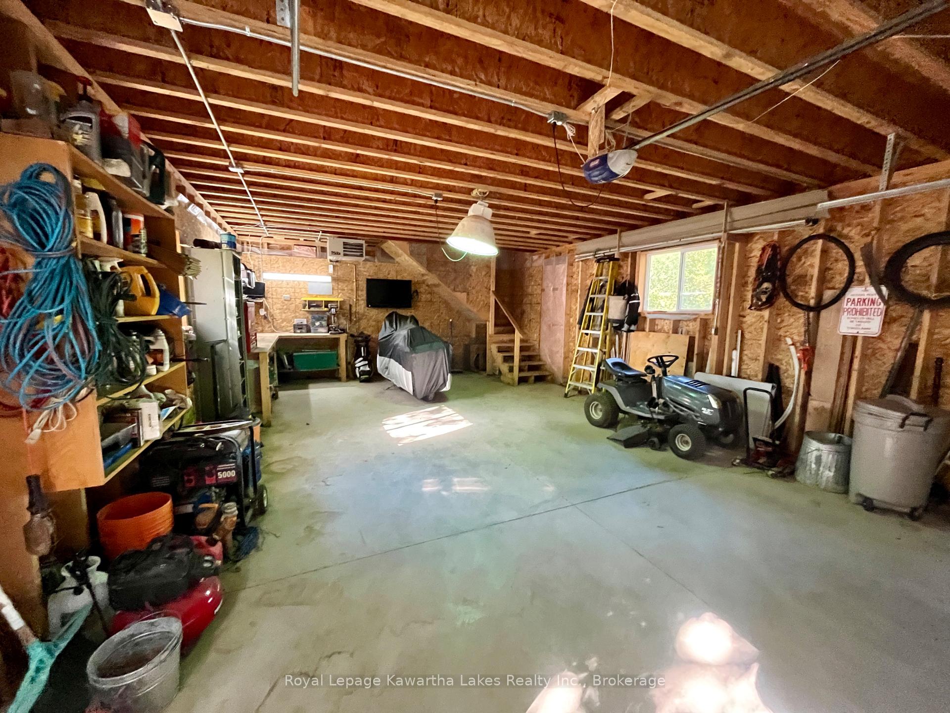 Photo 43 of 18 Lakeview Boulevard, Kawartha Lakes, Little Britain — HOMEH
