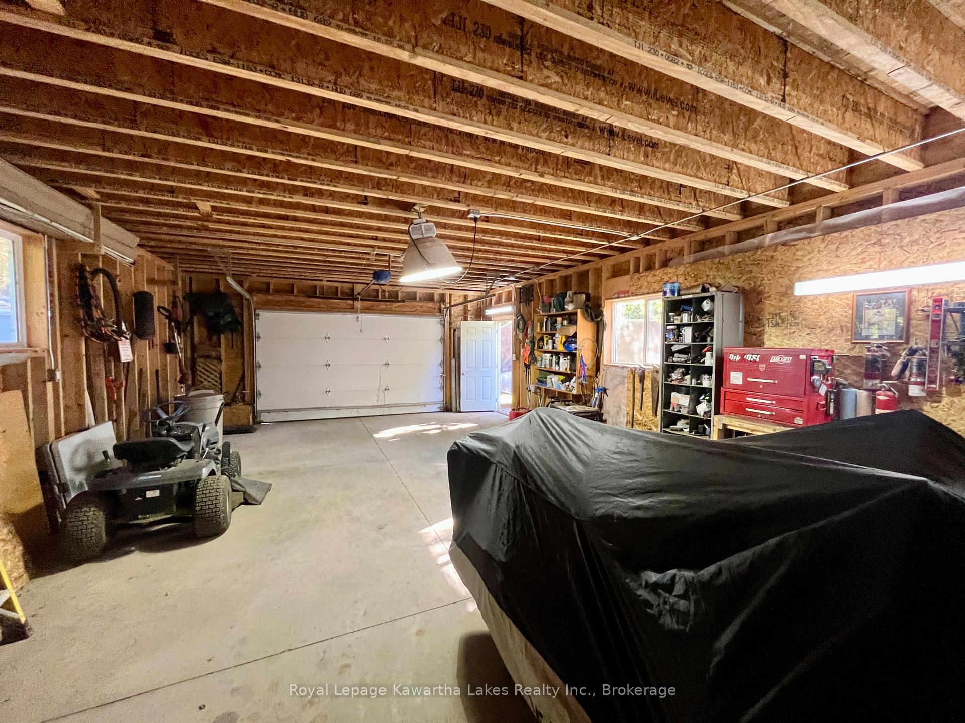 Photo 44 of 18 Lakeview Boulevard, Kawartha Lakes, Little Britain — HOMEH