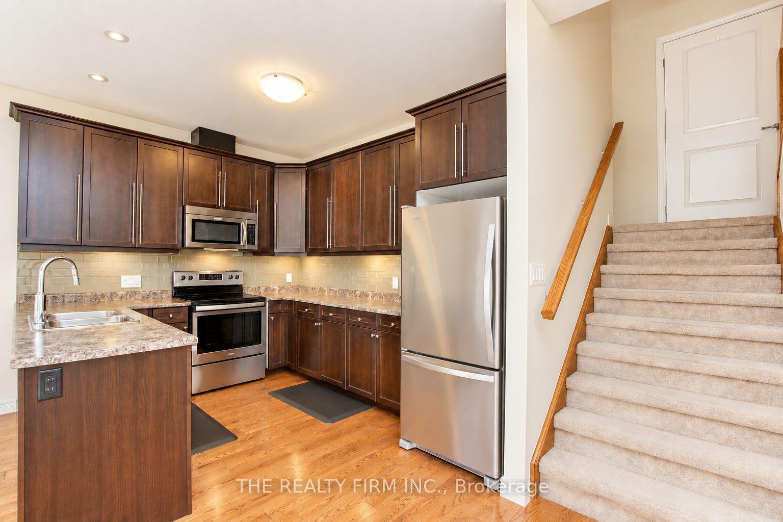 Photo 11 of Unit 45, 1030 Oakcrossing Gate, London, North M — HOMEH