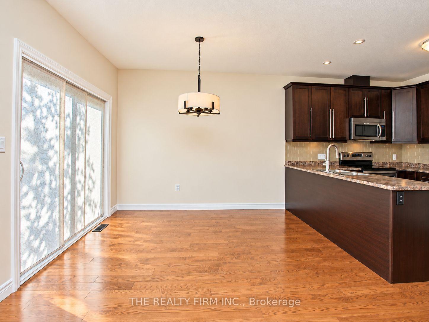 Photo 16 of Unit 45, 1030 Oakcrossing Gate, London, North M — HOMEH