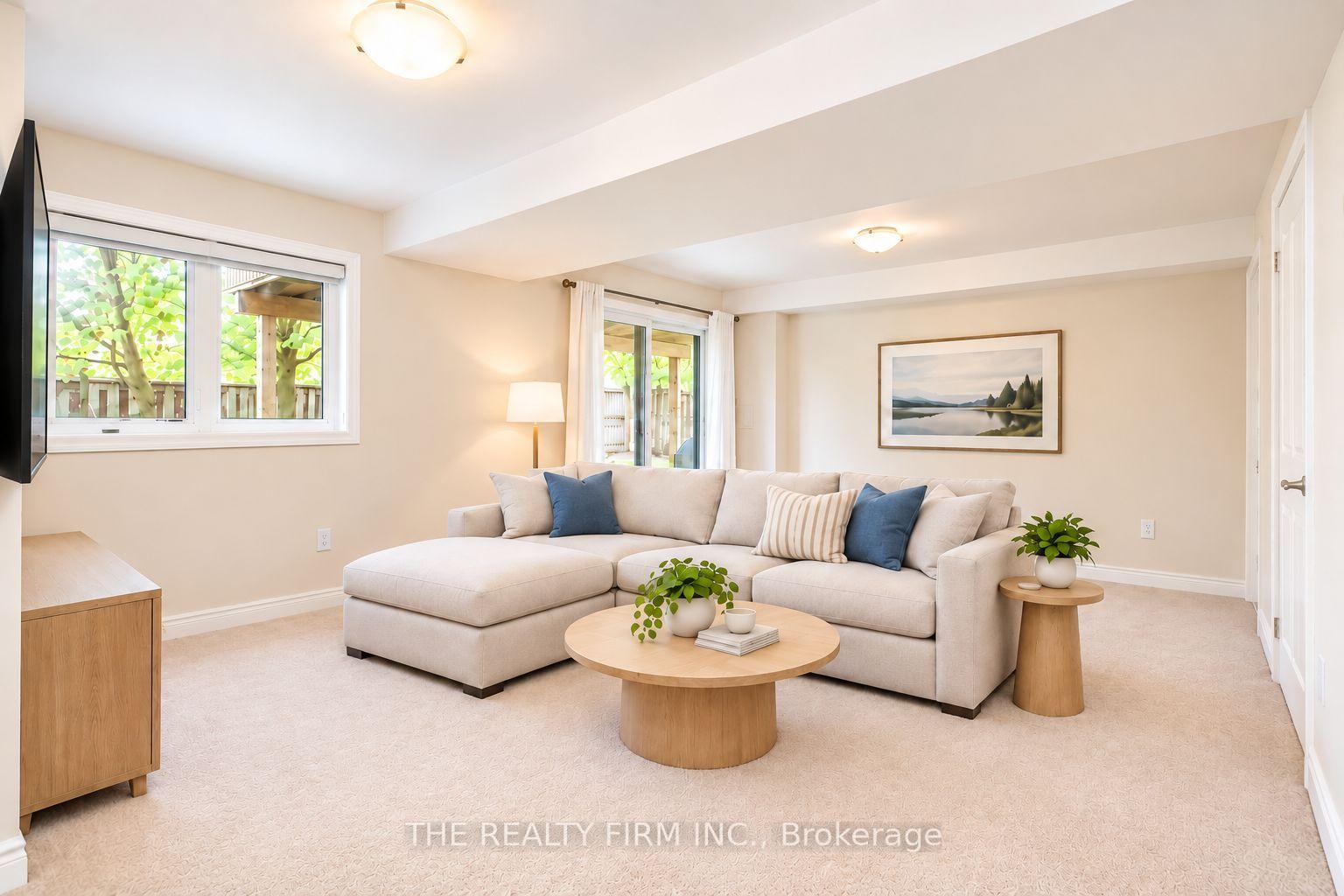 Photo 36 of Unit 45, 1030 Oakcrossing Gate, London, North M — HOMEH