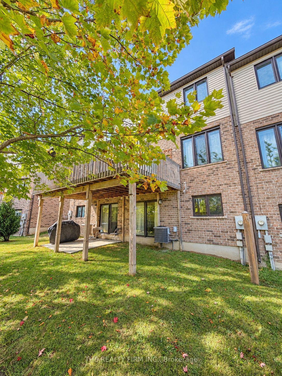 Photo 46 of Unit 45, 1030 Oakcrossing Gate, London, North M — HOMEH