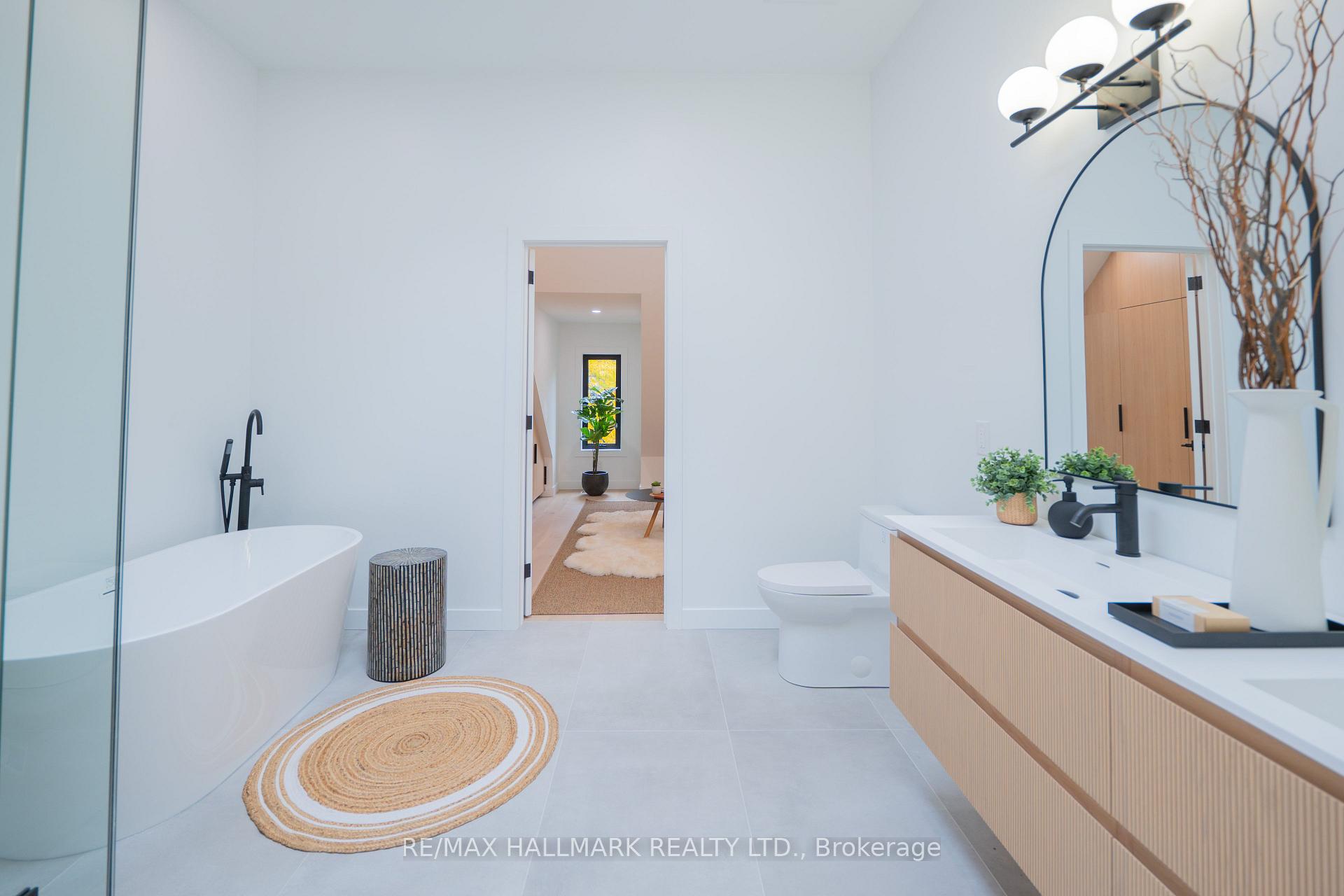 Photo 37 of 71 Langley Avenue, Toronto, North Riverdale — HOMEH