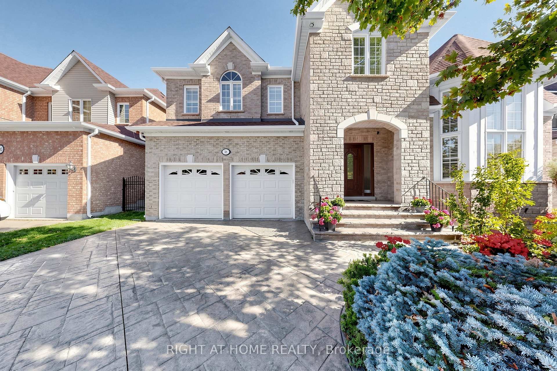 Photo 2 of 58 Treeline Boulevard, Brampton, Vales of Castlemore — HOMEH