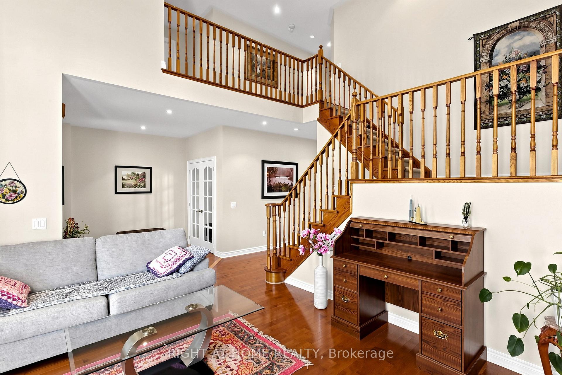 Photo 8 of 58 Treeline Boulevard, Brampton, Vales of Castlemore — HOMEH