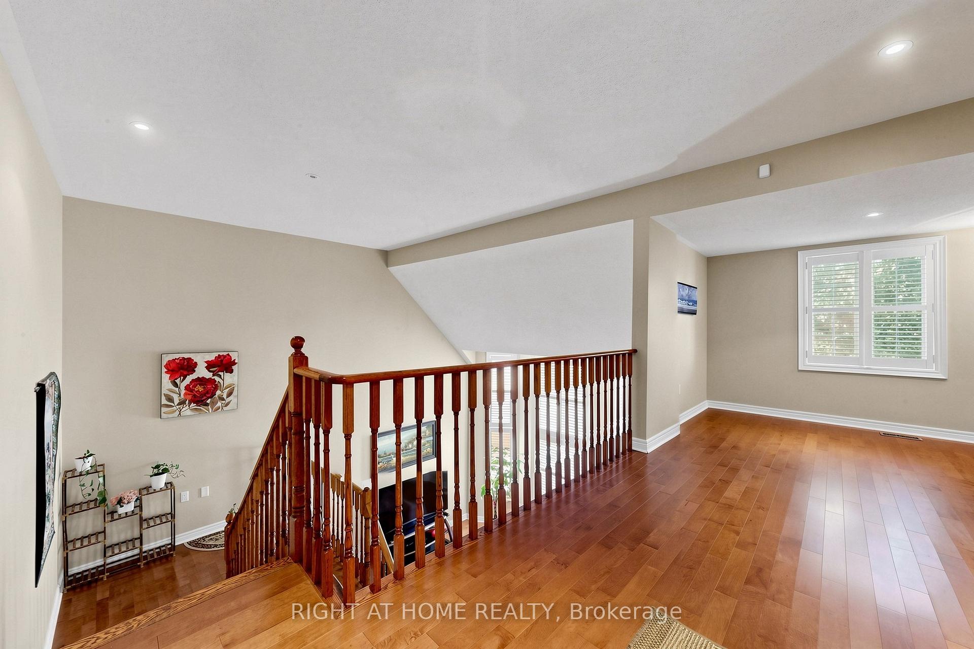 Photo 32 of 58 Treeline Boulevard, Brampton, Vales of Castlemore — HOMEH