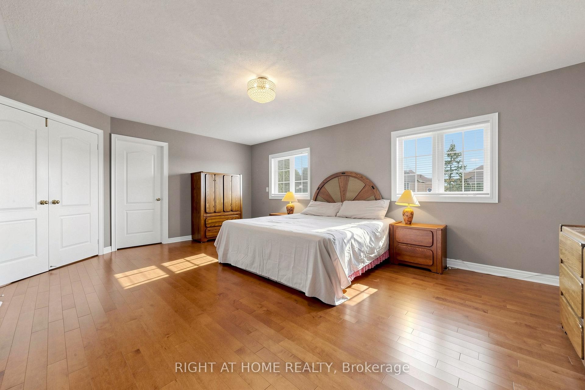 Photo 34 of 58 Treeline Boulevard, Brampton, Vales of Castlemore — HOMEH