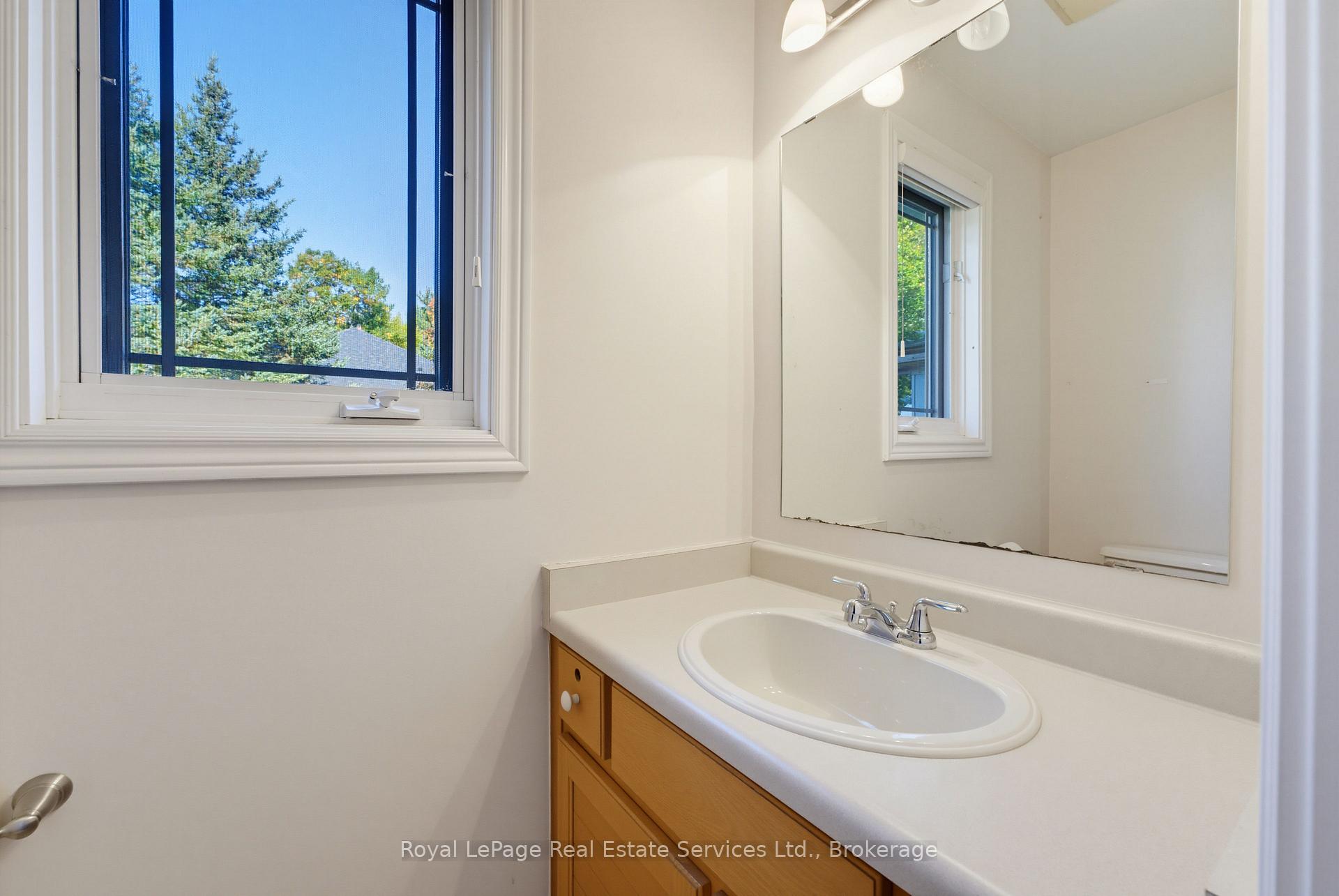 Photo 16 of 16 Vanstraalen Street, Hamilton, Carlisle — HOMEH