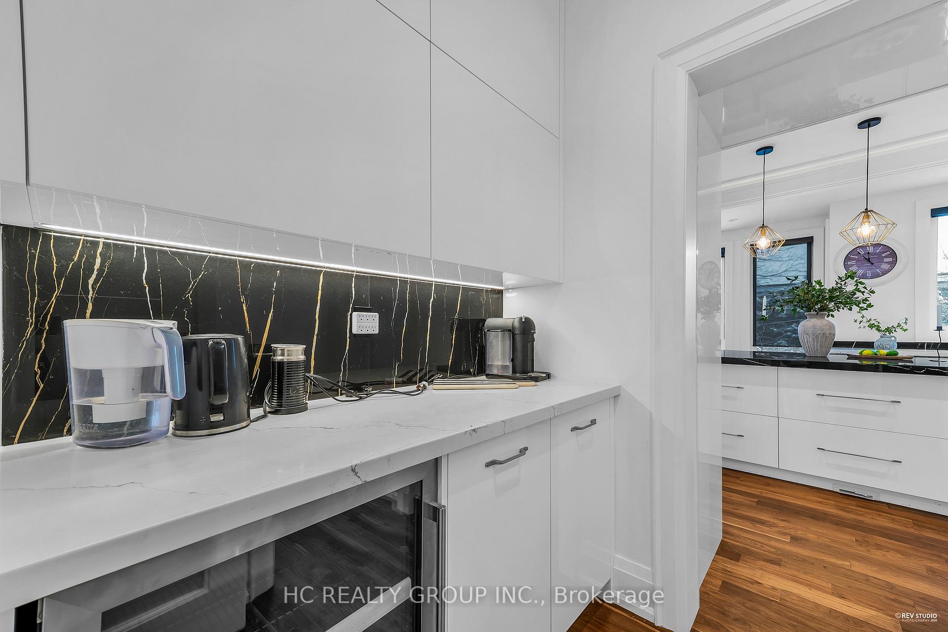 Photo 14 of 92 Glen Rush Boulevard, Toronto, Bedford Park-Nortown — HOMEH