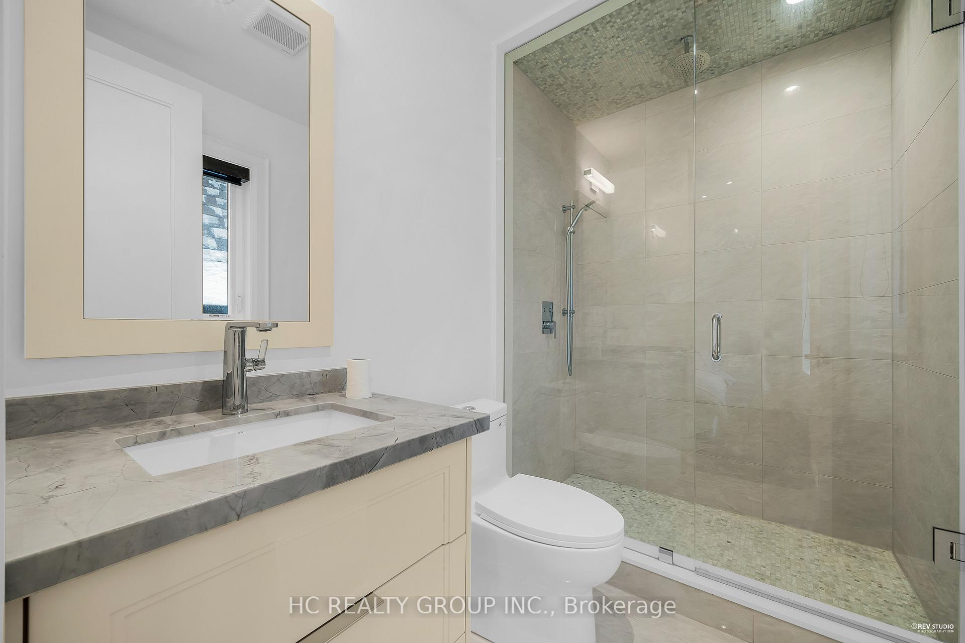 Photo 40 of 92 Glen Rush Boulevard, Toronto, Bedford Park-Nortown — HOMEH