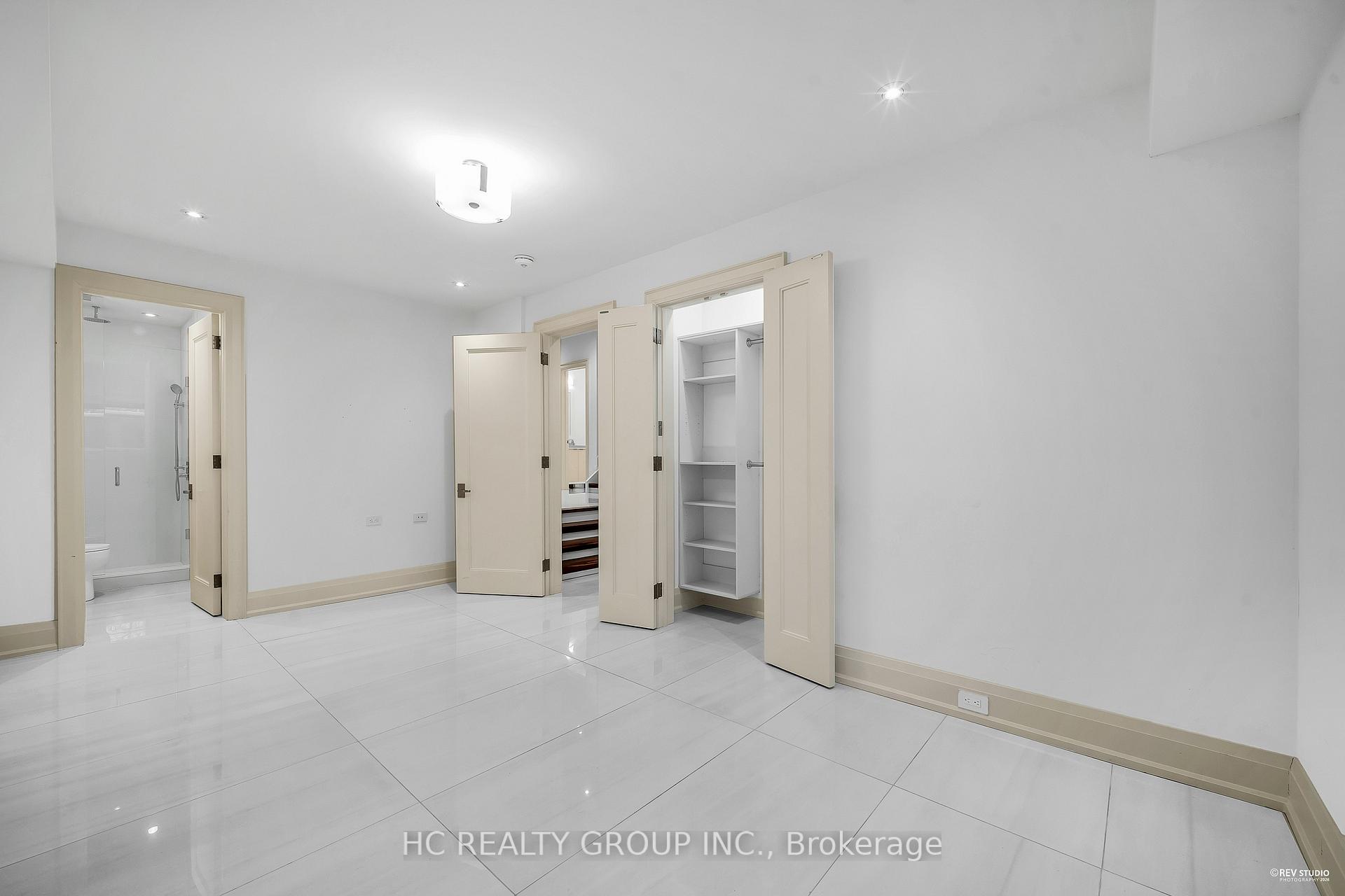 Photo 48 of 92 Glen Rush Boulevard, Toronto, Bedford Park-Nortown — HOMEH